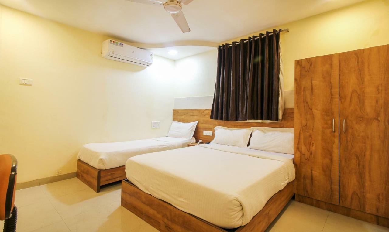 Tiba Hotel Mumbai Exteriör bild